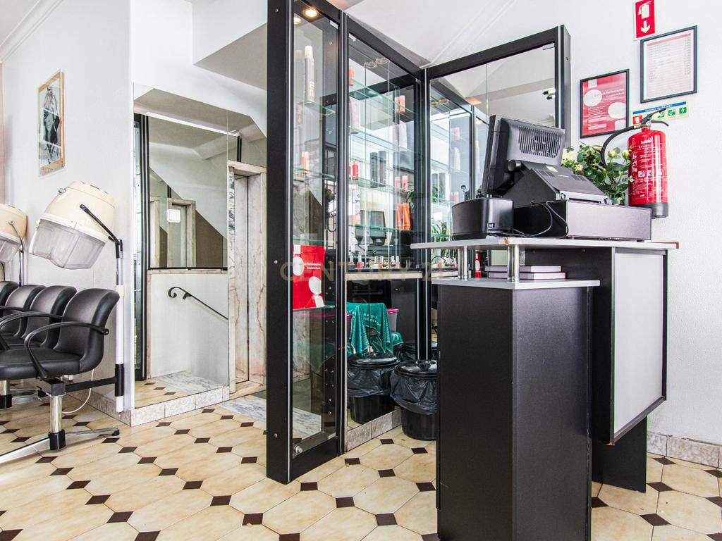 Espaço Comercial (2 pisos) Amadora - Image 15