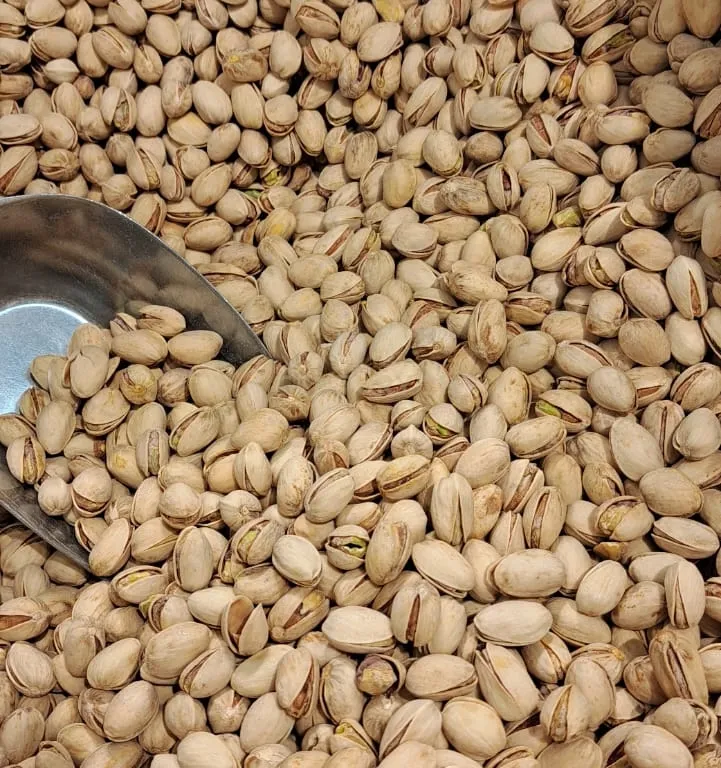 Quinta de 1,8 ha com pistácios em produção, abastecimento de água garantido, terreno praticamente plano com acesso rodoviário directo e grande potencial agrícola e energético – a 25 minutos de Ronda e a 1 hora da Costa del Sol e do Aeroporto de Málaga - Image 4