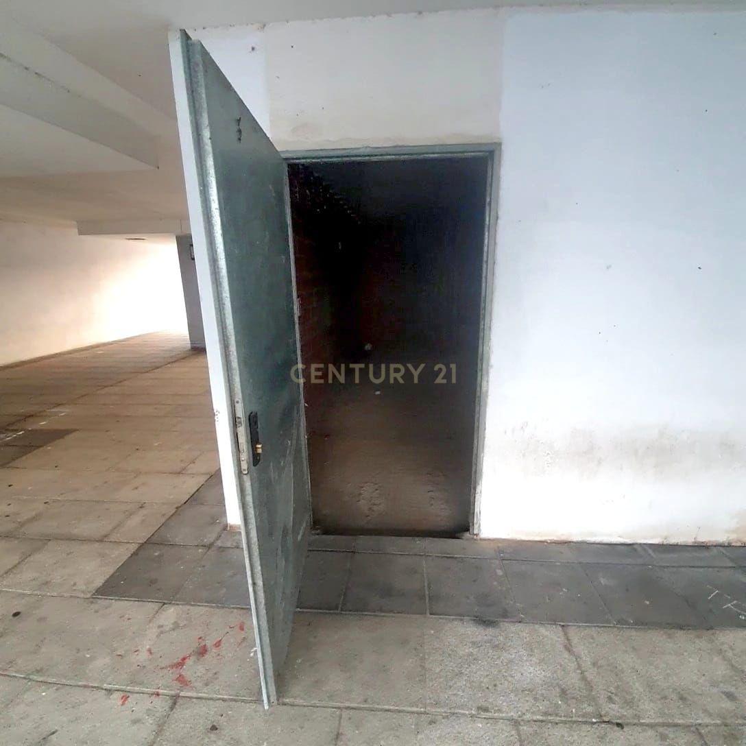 undefined - Image 3