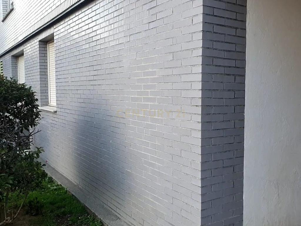 undefined - Image 1