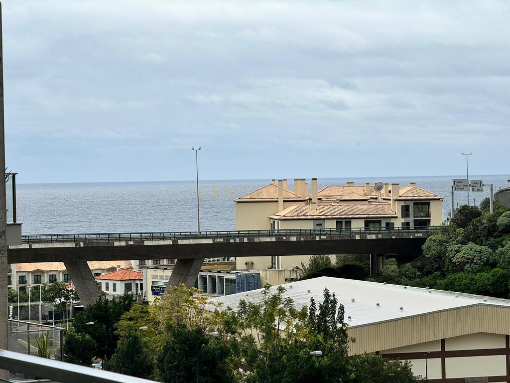 Apartamento T3 para Arrendamento - Santa Cruz, Madeira - Image 23