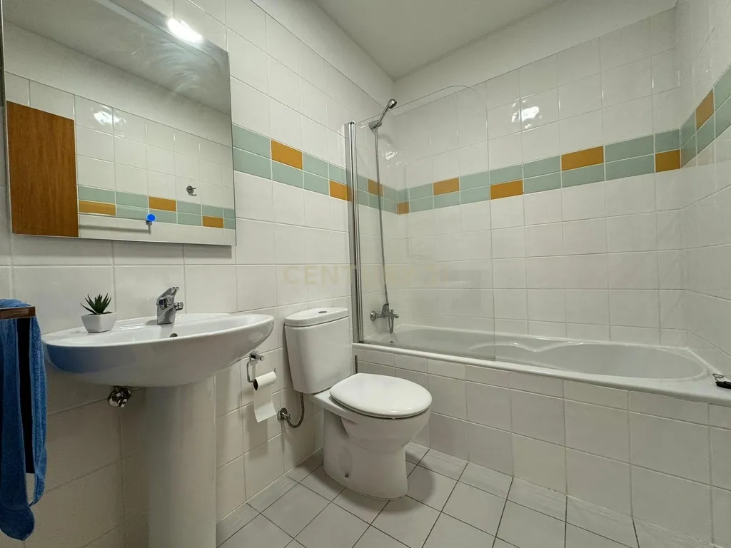 Apartamento T3 para Arrendamento - Santa Cruz, Madeira - Image 17