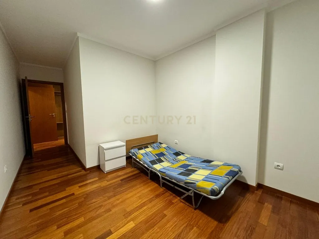 Apartamento T3 para Arrendamento - Santa Cruz, Madeira - Image 13