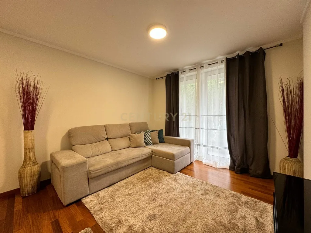 Apartamento T3 para Arrendamento - Santa Cruz, Madeira - Image 5