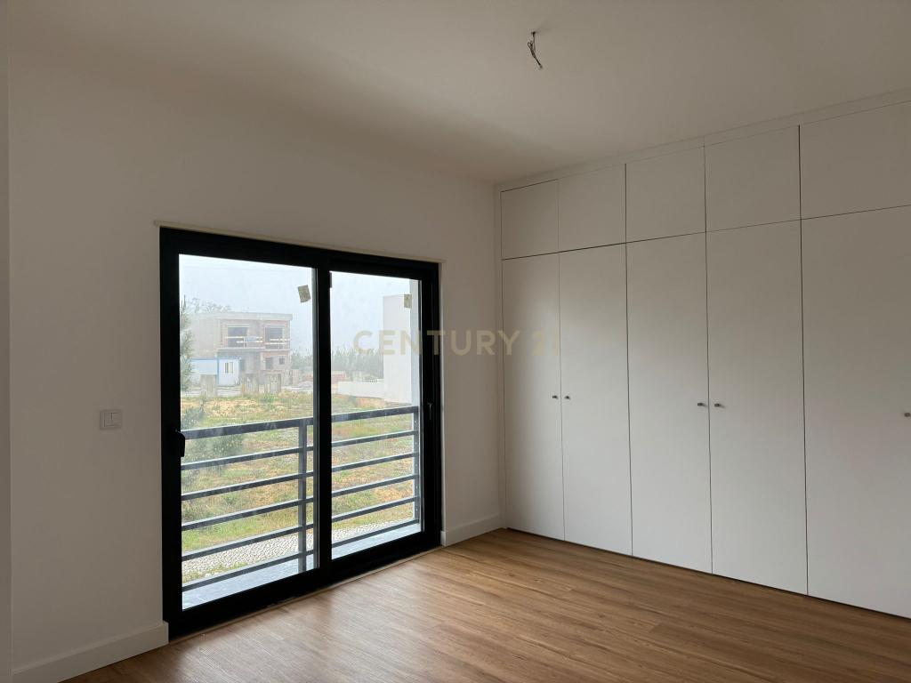 Moradia nova T3 localizada na Maçã, em Sesimbra - Image 16