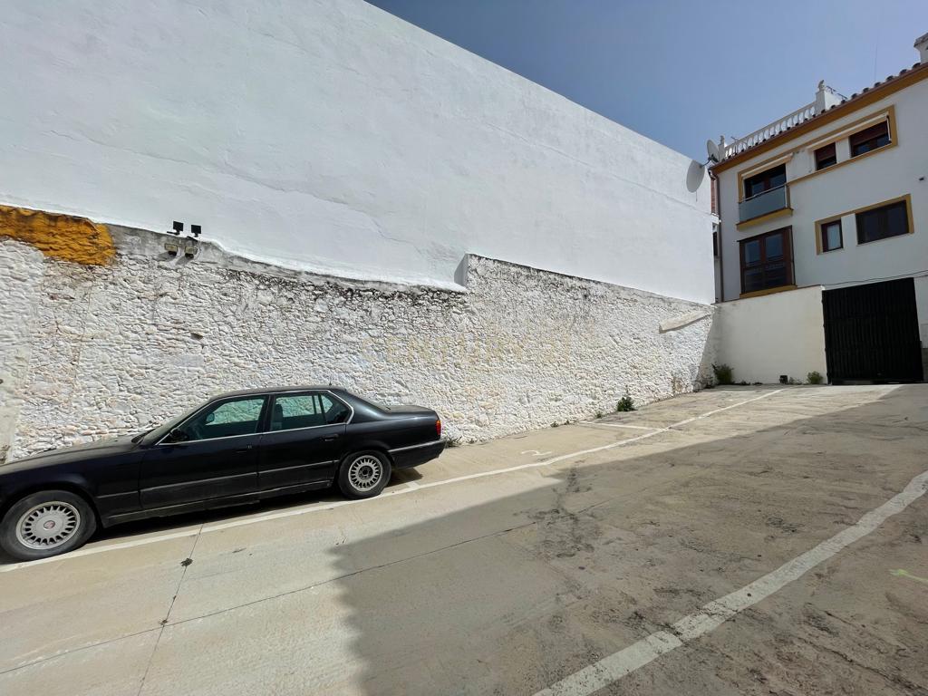 undefined - Image 14