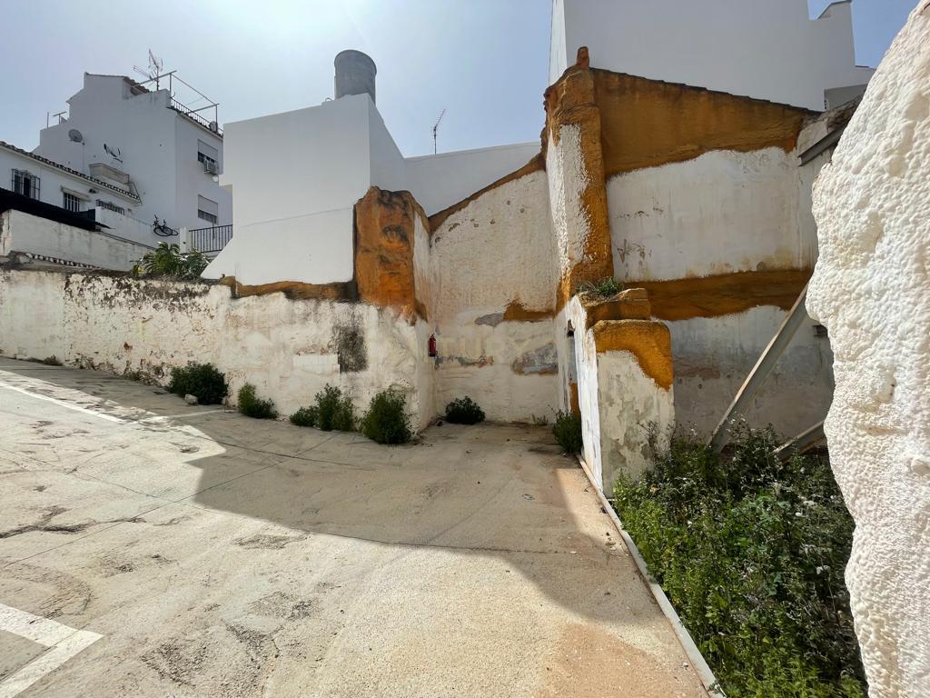 undefined - Image 10