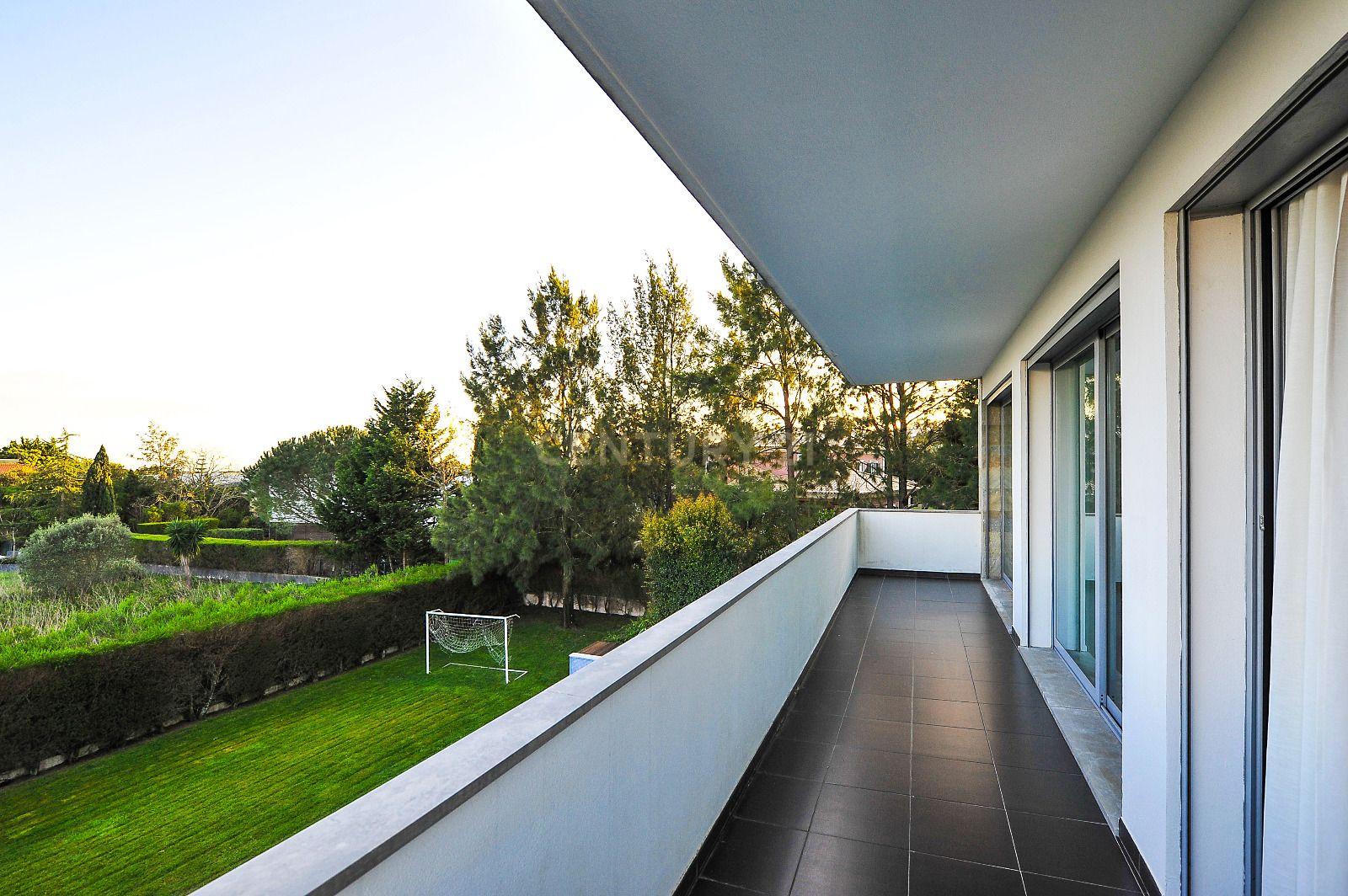 Moradia isolada T5+2 com piscina infinita | Belas Clube de Campo - Image 6