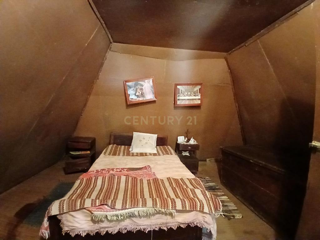 Casinha Típica de Santana, Madeira - Um Refúgio Rural com Potencial de Investimento - Image 10