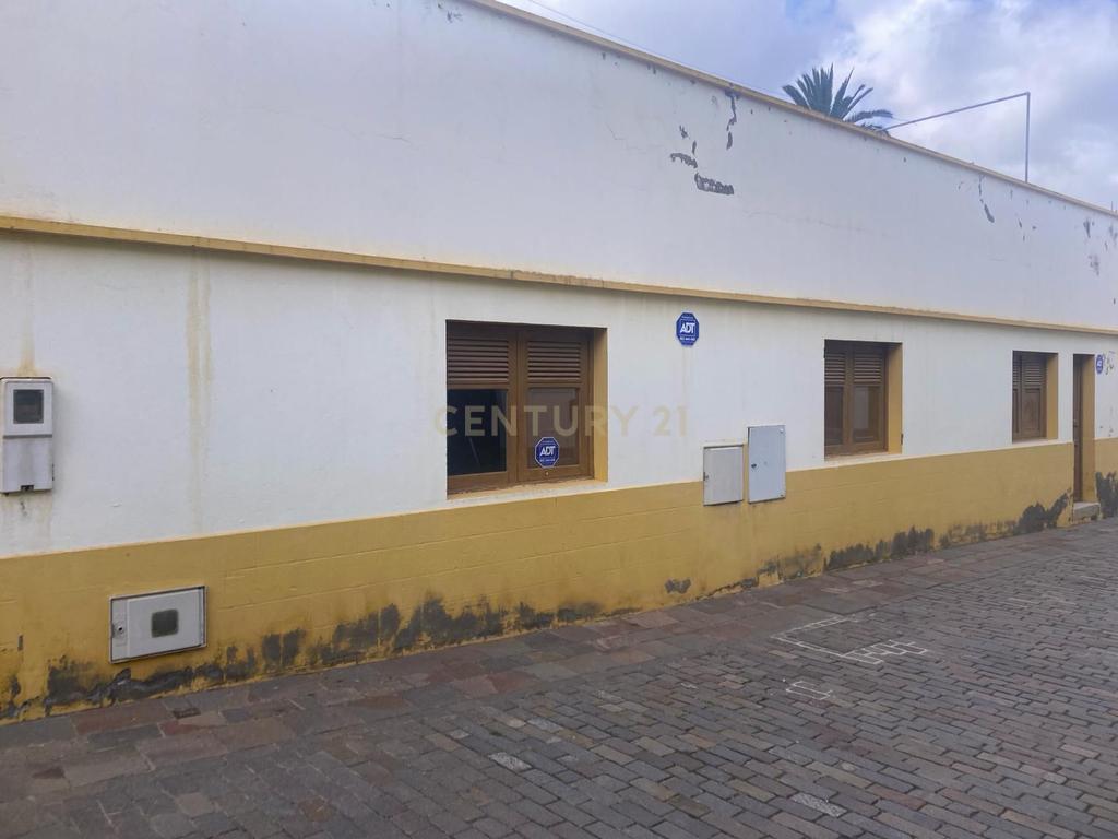 undefined - Image 29