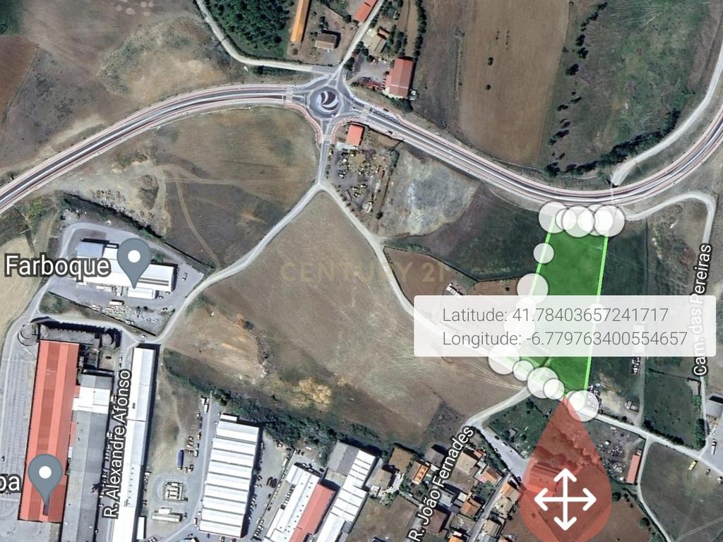 Moradia T5 para venda em Bragança - Image 12