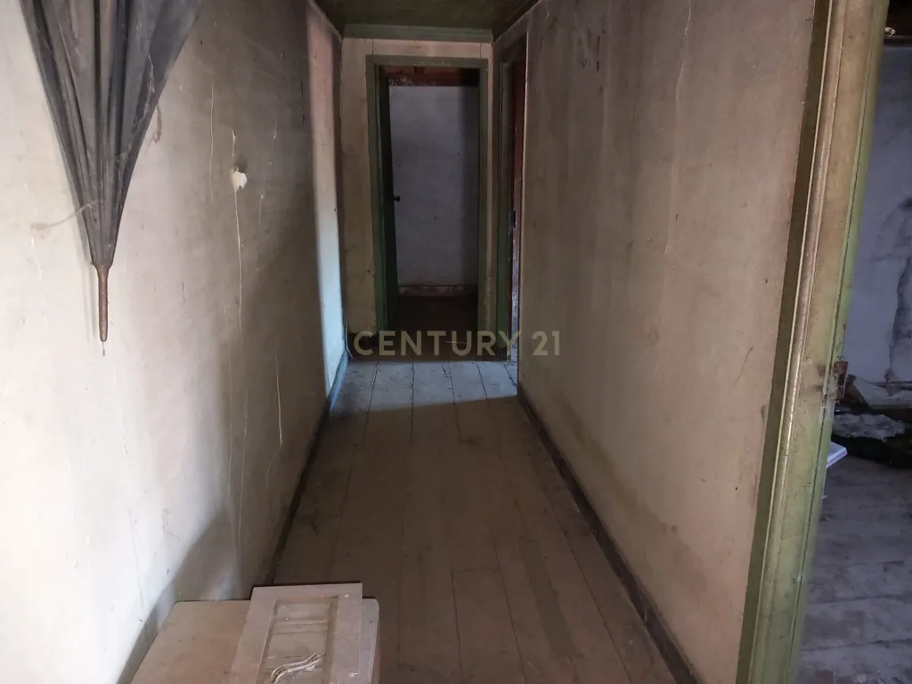 Moradia com terreno para reconstruir Roqueiro - Estreito - Image 9