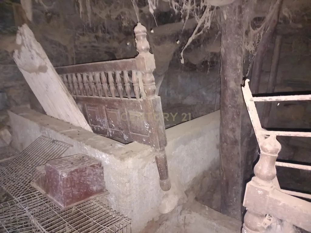 Moradia com terreno para reconstruir Roqueiro - Estreito - Image 17