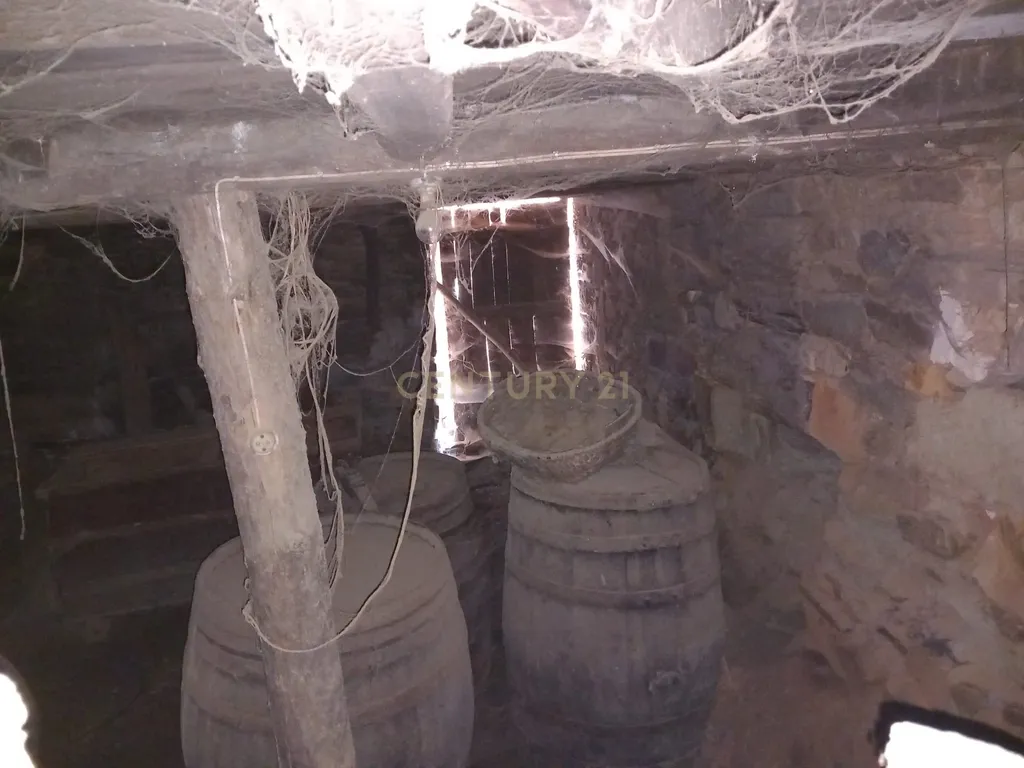 Moradia com terreno para reconstruir Roqueiro - Estreito - Image 18