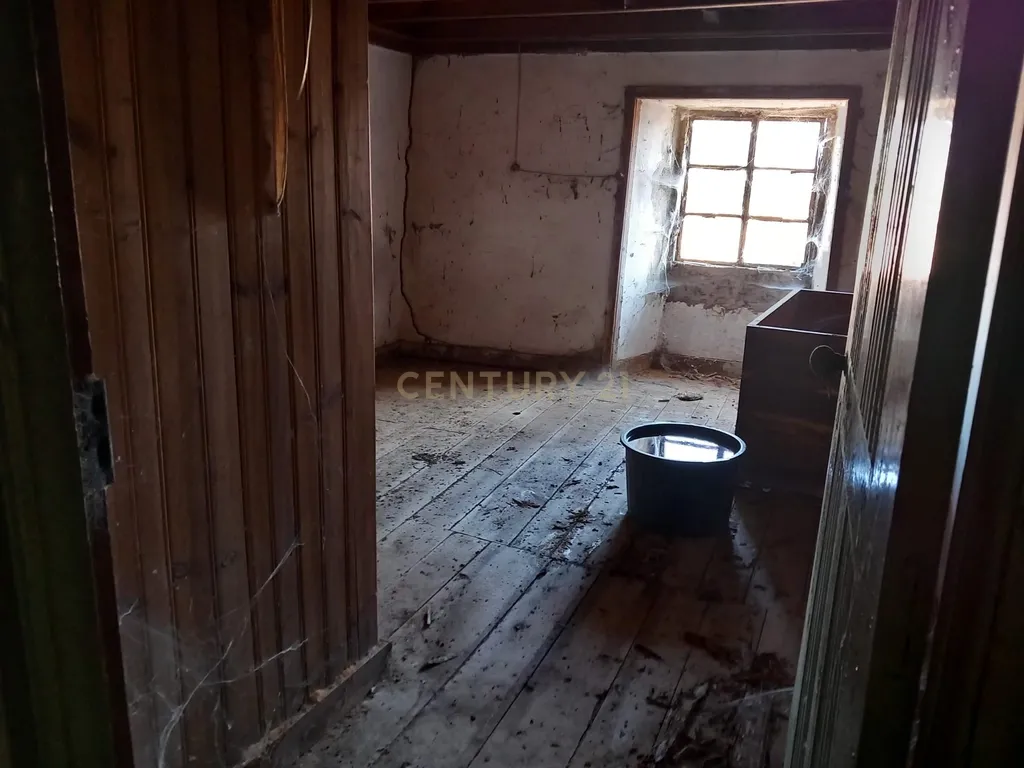 Moradia com terreno para reconstruir Roqueiro - Estreito - Image 15