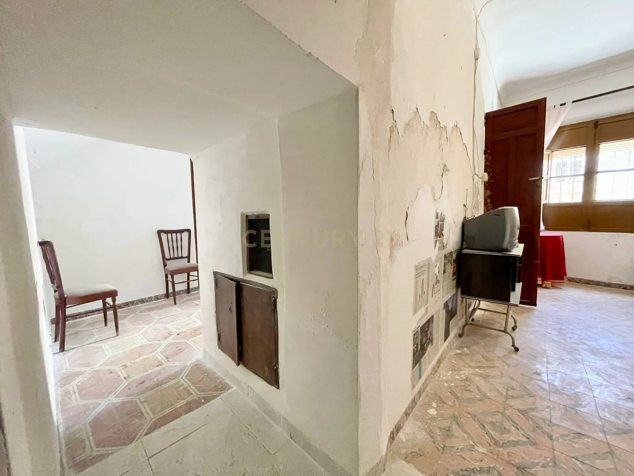 undefined - Image 4