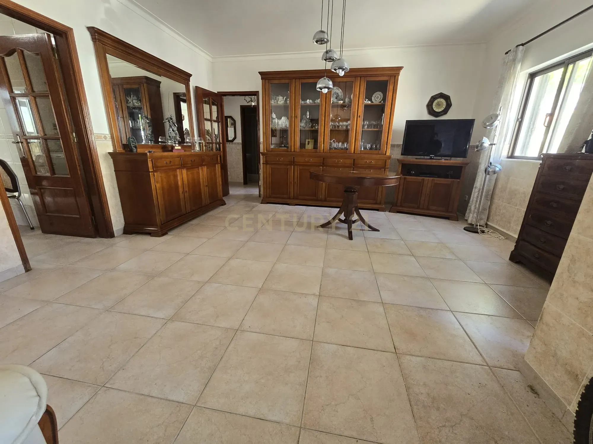 Moradia típica Algarvia 3 Quartos na zona Ribeirinha da cidade de Portimão. - Image 4