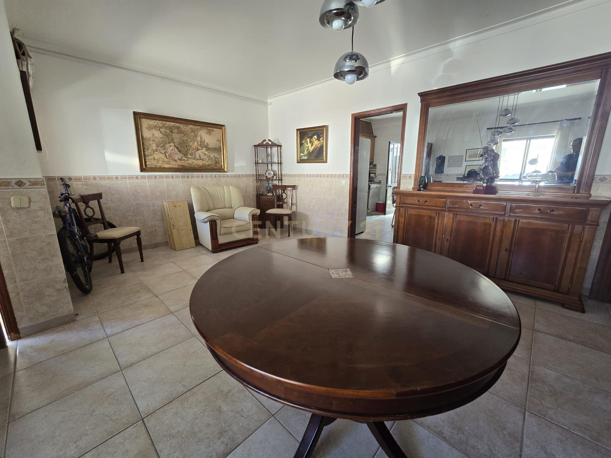 Moradia típica Algarvia 3 Quartos na zona Ribeirinha da cidade de Portimão. - Image 5