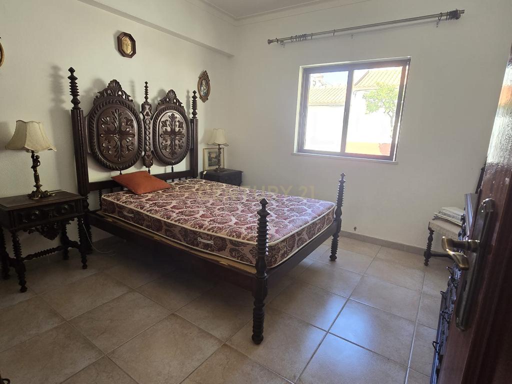 Moradia típica Algarvia 3 Quartos na zona Ribeirinha da cidade de Portimão. - Image 11