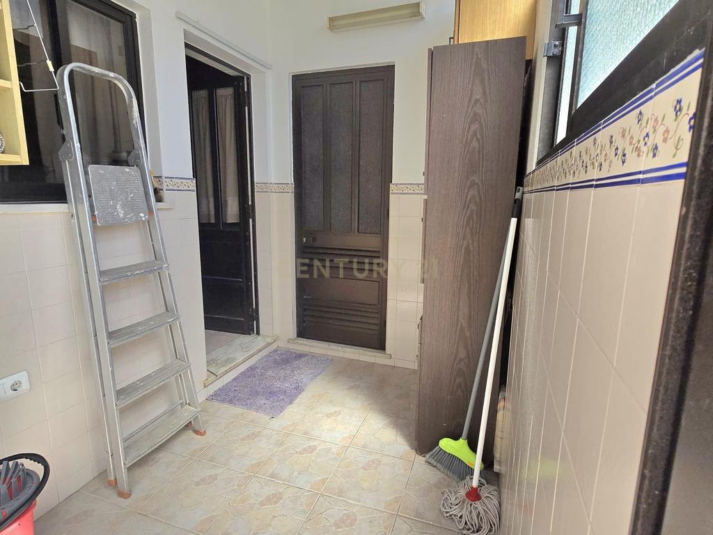 Moradia típica Algarvia 3 Quartos na zona Ribeirinha da cidade de Portimão. - Image 25