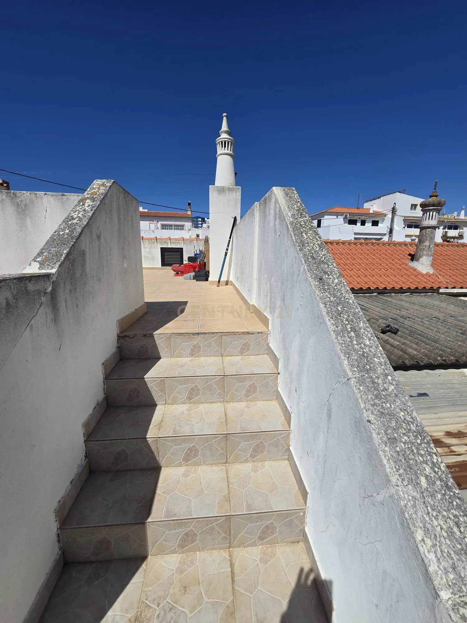 Moradia típica Algarvia 3 Quartos na zona Ribeirinha da cidade de Portimão. - Image 27