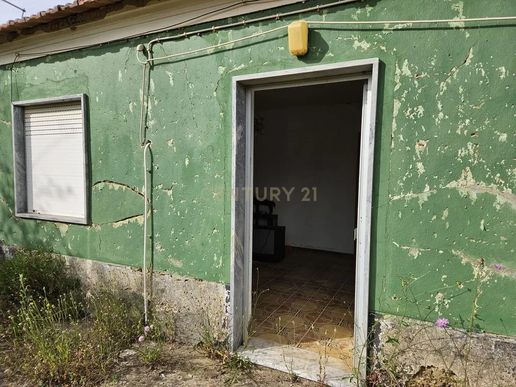 Oportunidade Única! Terreno Rústico com Habitação para Recuperar em Mexilhoeira Grande, Portimão - Image 25