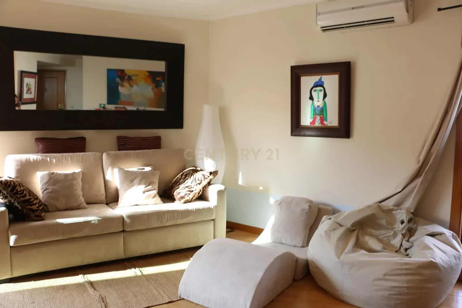 Apartamento T1 em Serralves no Porto - Image 1