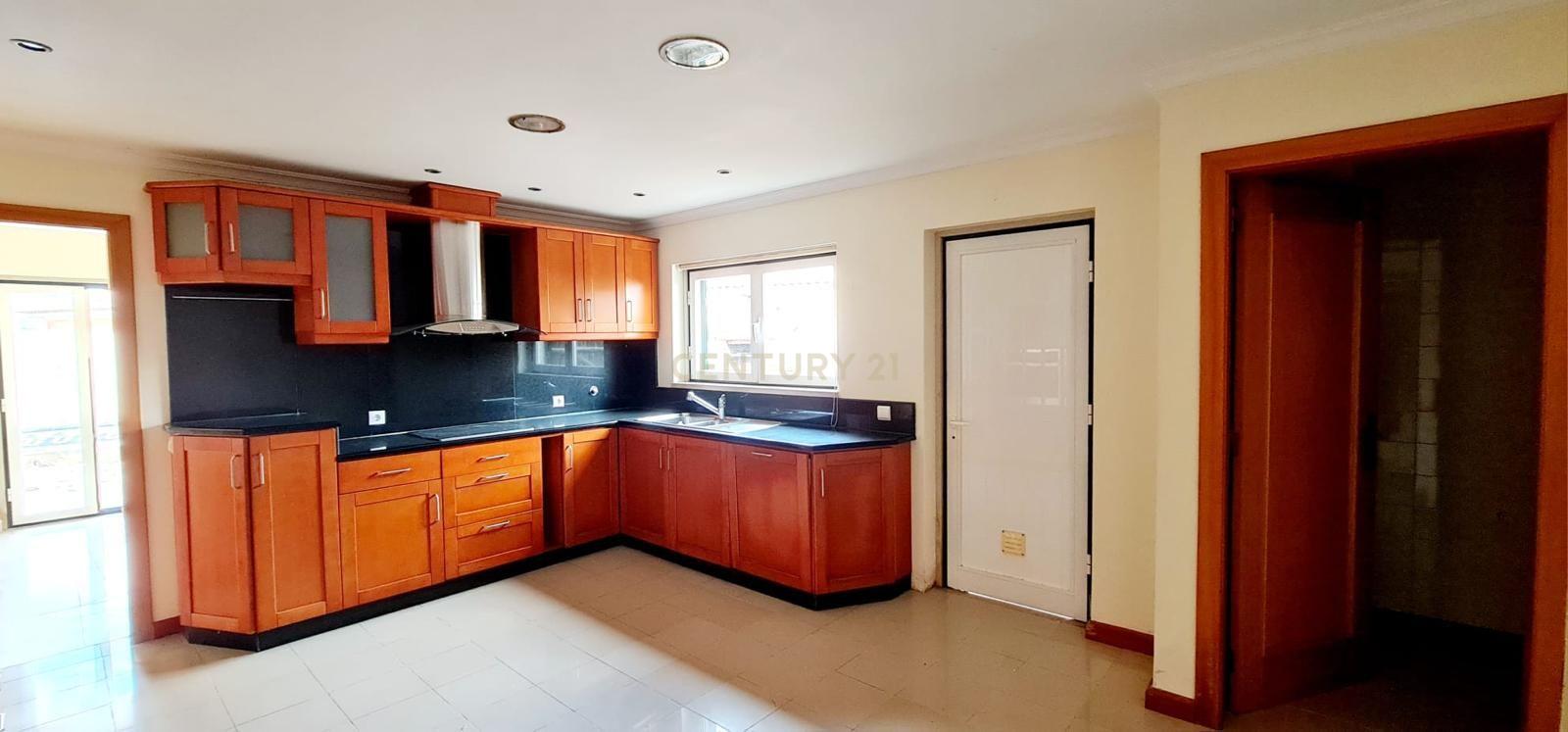 Moradia T4 Samora Correia - Image 7