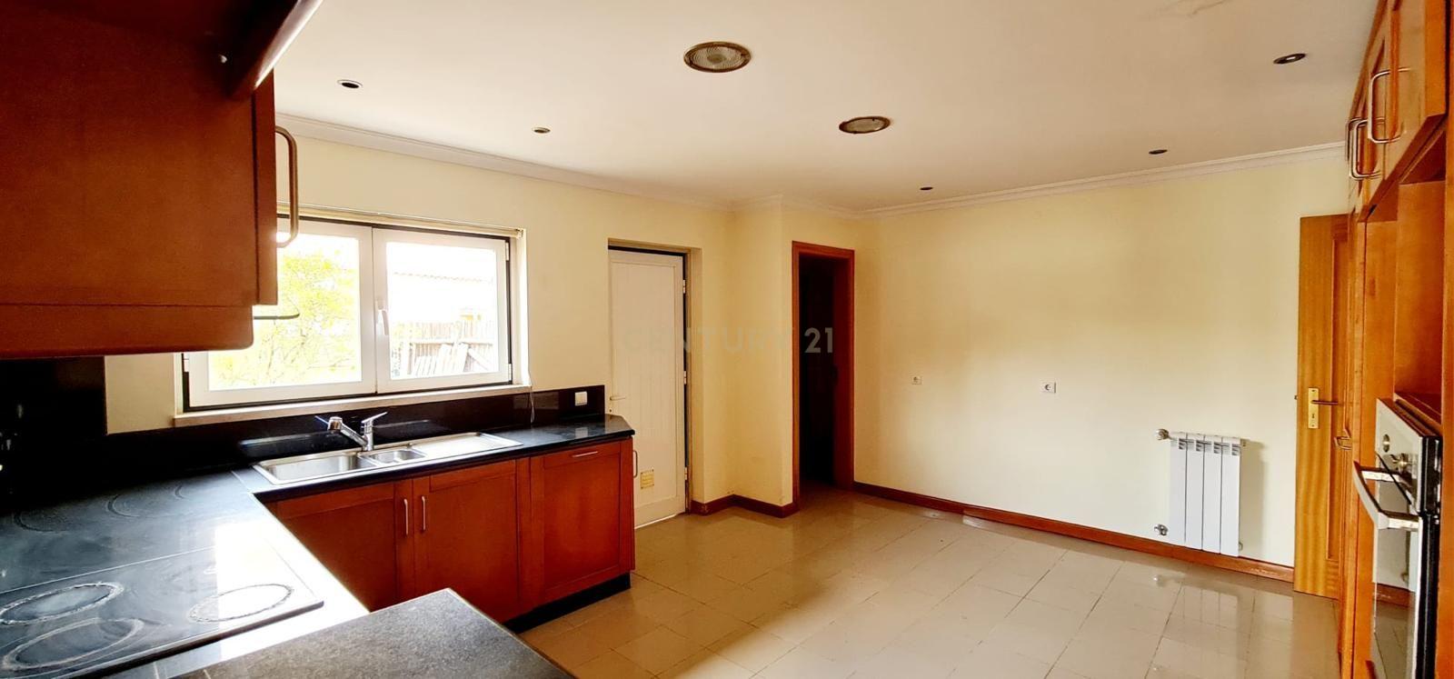 Moradia T4 Samora Correia - Image 6