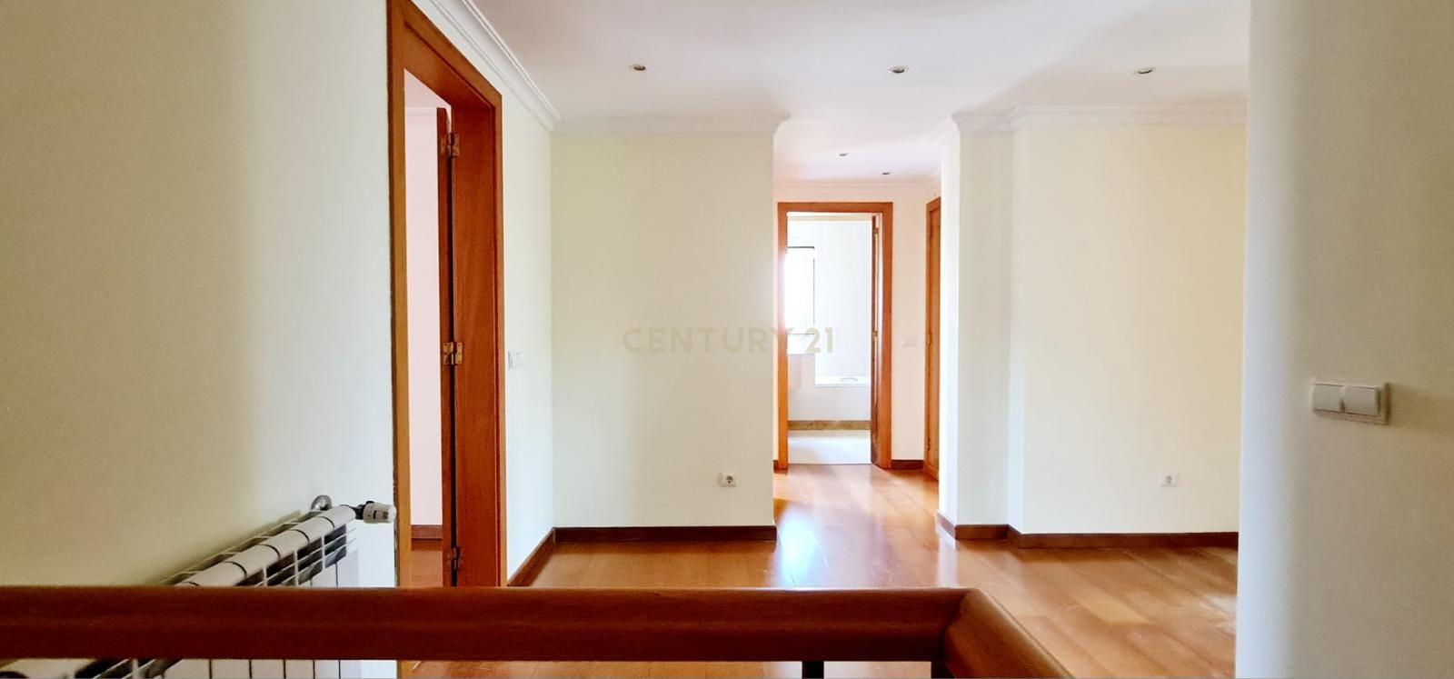 Moradia T4 Samora Correia - Image 15