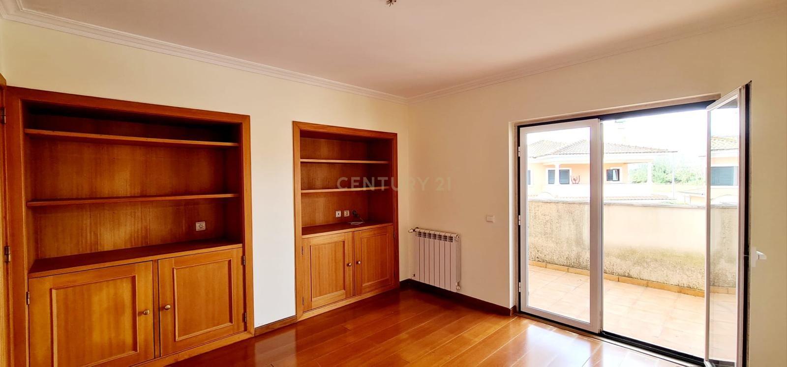 Moradia T4 Samora Correia - Image 19