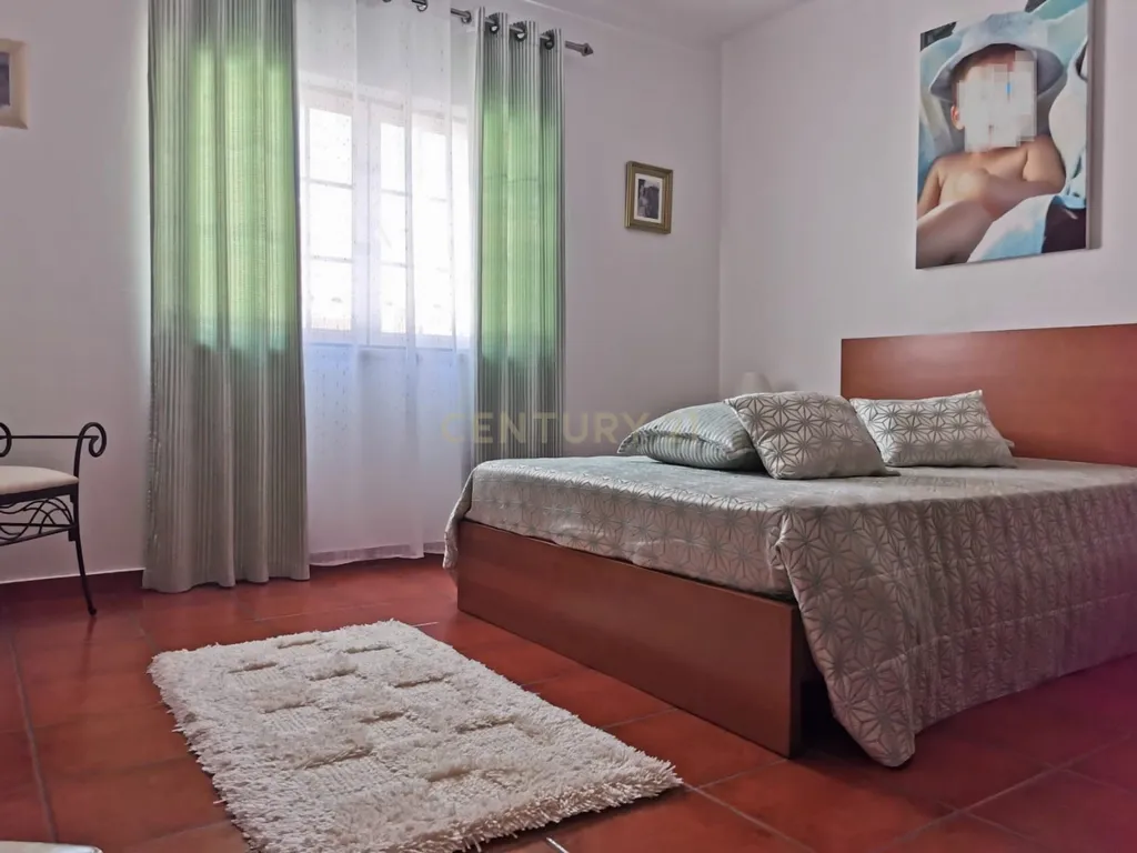 Casa T3 em Couço, Coruche - Oportunidade Única! - Image 14