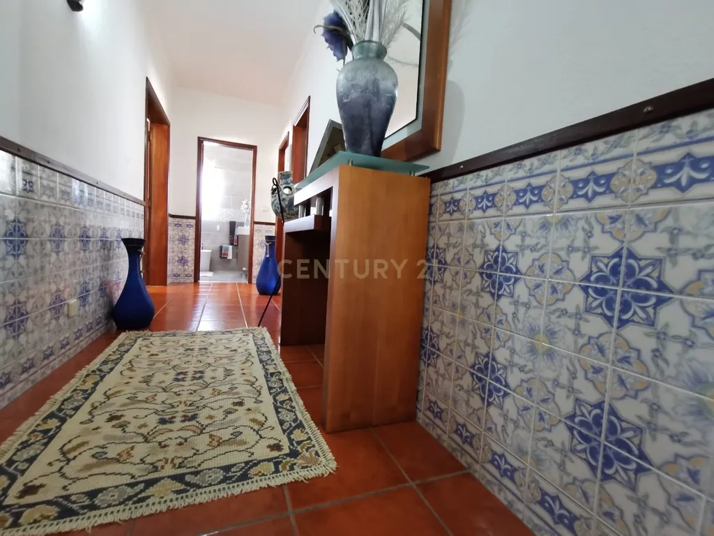 Casa T3 em Couço, Coruche - Oportunidade Única! - Image 5