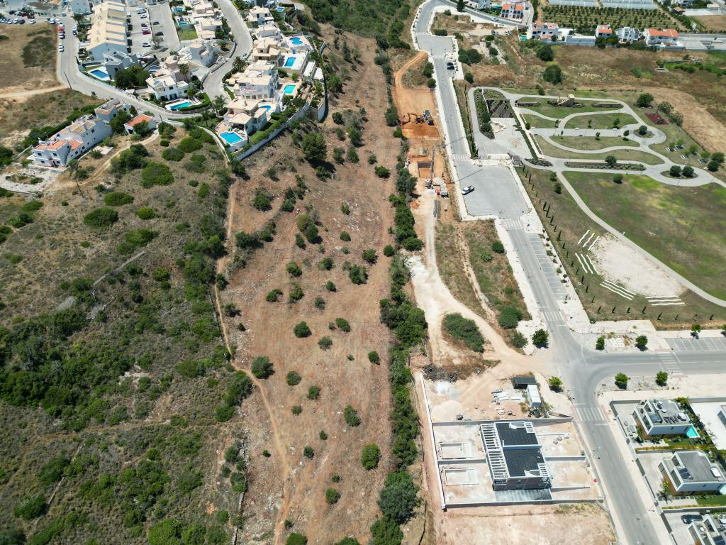 Terreno junto à Marina em Albufeira - Image 3