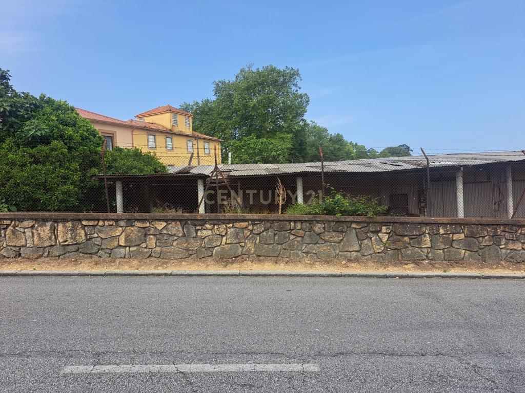 **Terreno para Construção à Venda - 711,75 m² no Candal, Vila Nova de Gaia** - Image 4