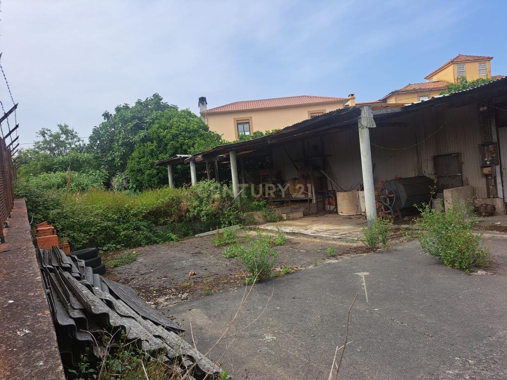 **Terreno para Construção à Venda - 711,75 m² no Candal, Vila Nova de Gaia** - Image 7