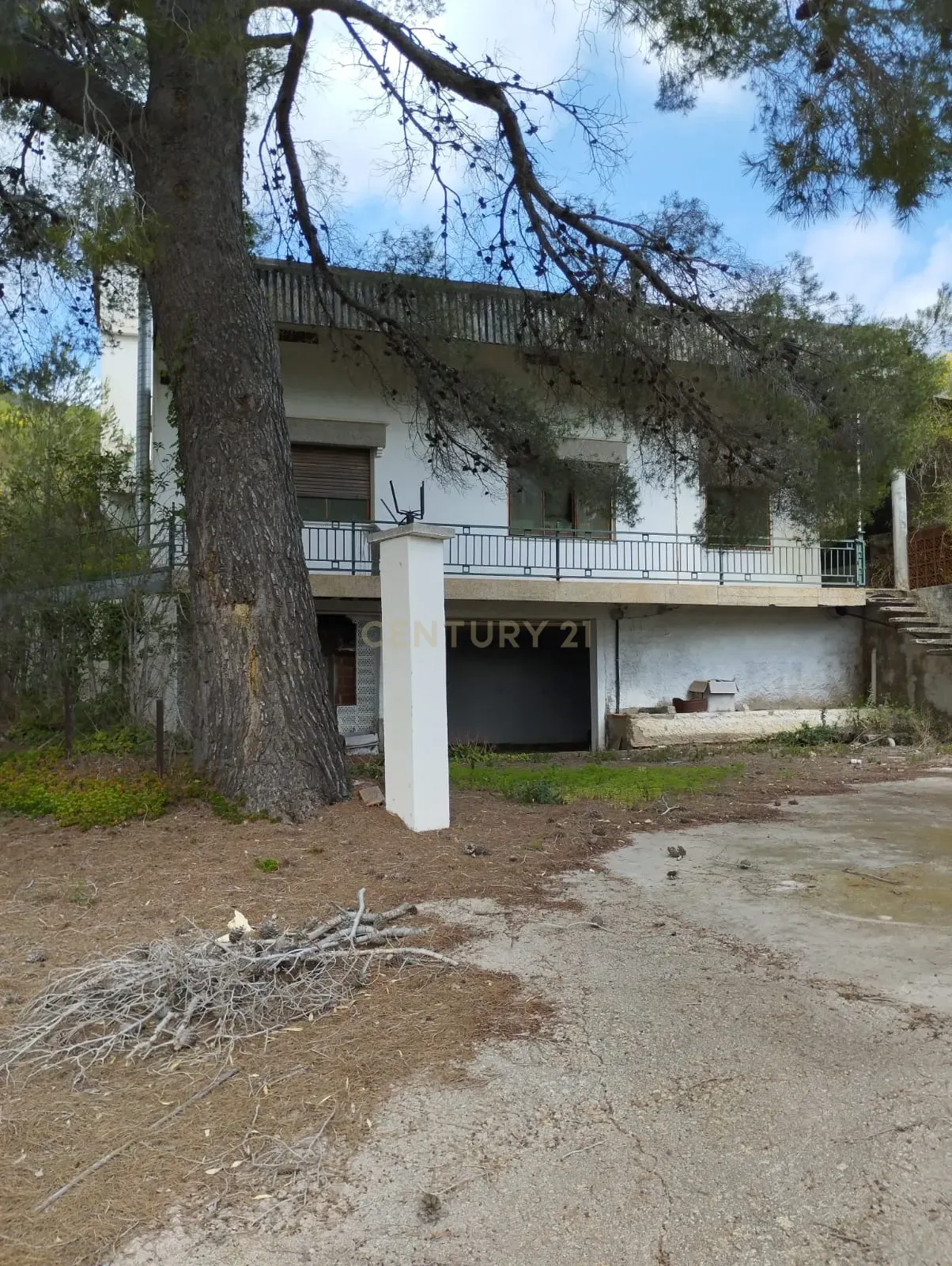undefined - Image 1