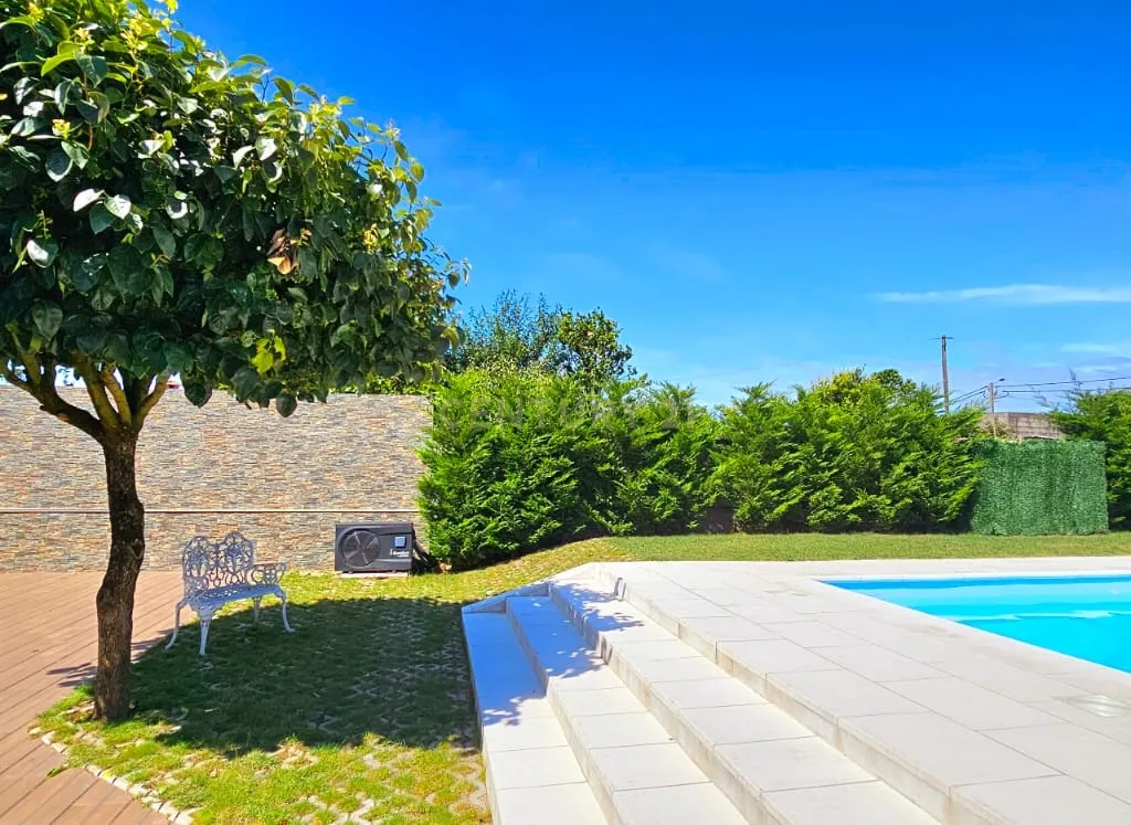 Moradia térrea com três quartos de luxo em Argivai - Image 35