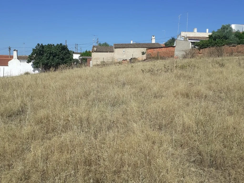 Moradia em Santo Antonio do Baldio, inserida num terreno URBANO de cerca 5.888 metros quadrados. - Image 40