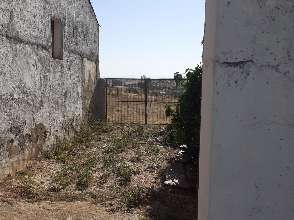 Moradia em Santo Antonio do Baldio, inserida num terreno URBANO de cerca 5.888 metros quadrados. - Image 37