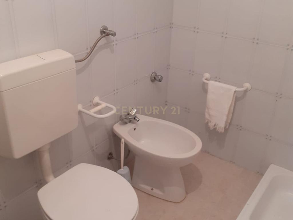Moradia em Santo Antonio do Baldio, inserida num terreno URBANO de cerca 5.888 metros quadrados. - Image 32