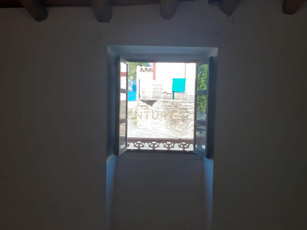 Moradia em Santo Antonio do Baldio, inserida num terreno URBANO de cerca 5.888 metros quadrados. - Image 21