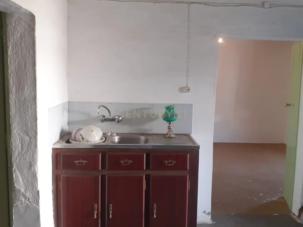 Moradia em Santo Antonio do Baldio, inserida num terreno URBANO de cerca 5.888 metros quadrados. - Image 17