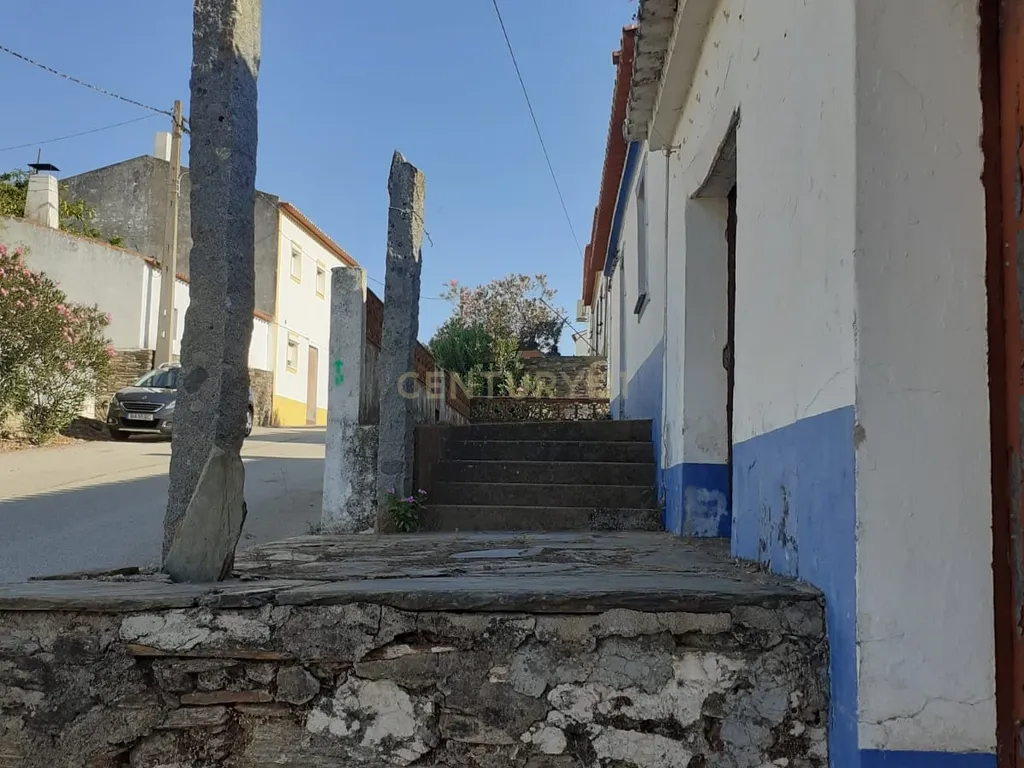 Moradia em Santo Antonio do Baldio, inserida num terreno URBANO de cerca 5.888 metros quadrados. - Image 13