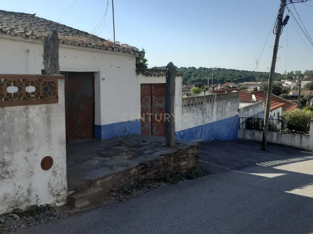 Moradia em Santo Antonio do Baldio, inserida num terreno URBANO de cerca 5.888 metros quadrados. - Image 11