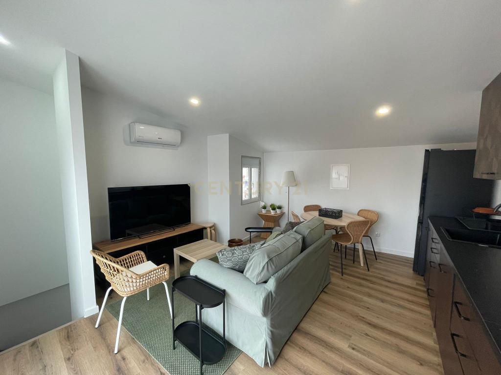 Apartamento T3 Duplex à Venda em Vila Viçosa - Mobilado e Equipado, Pronto a Habitar. - Image 4