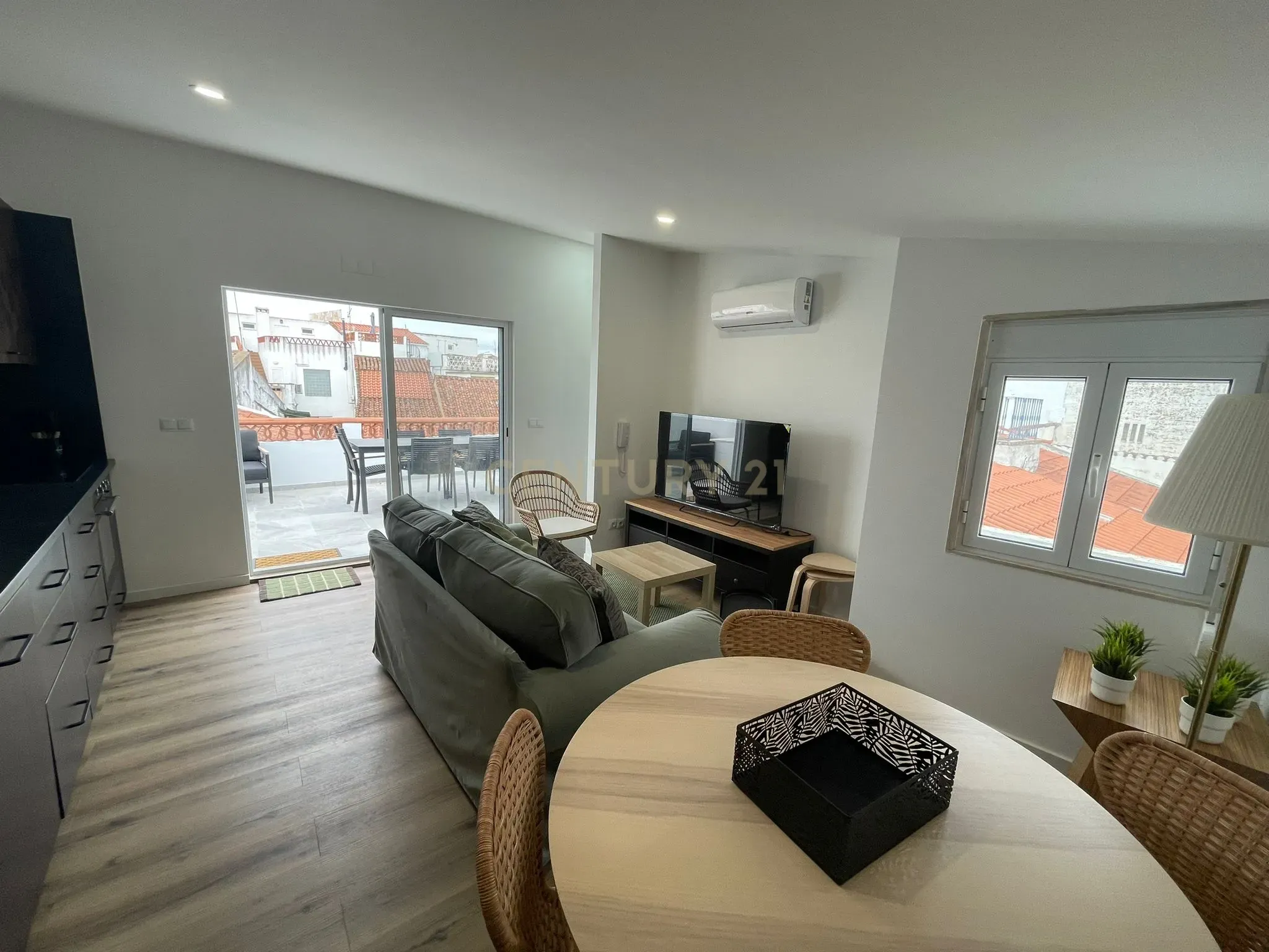 Apartamento T3 Duplex à Venda em Vila Viçosa - Mobilado e Equipado, Pronto a Habitar! - Image 5