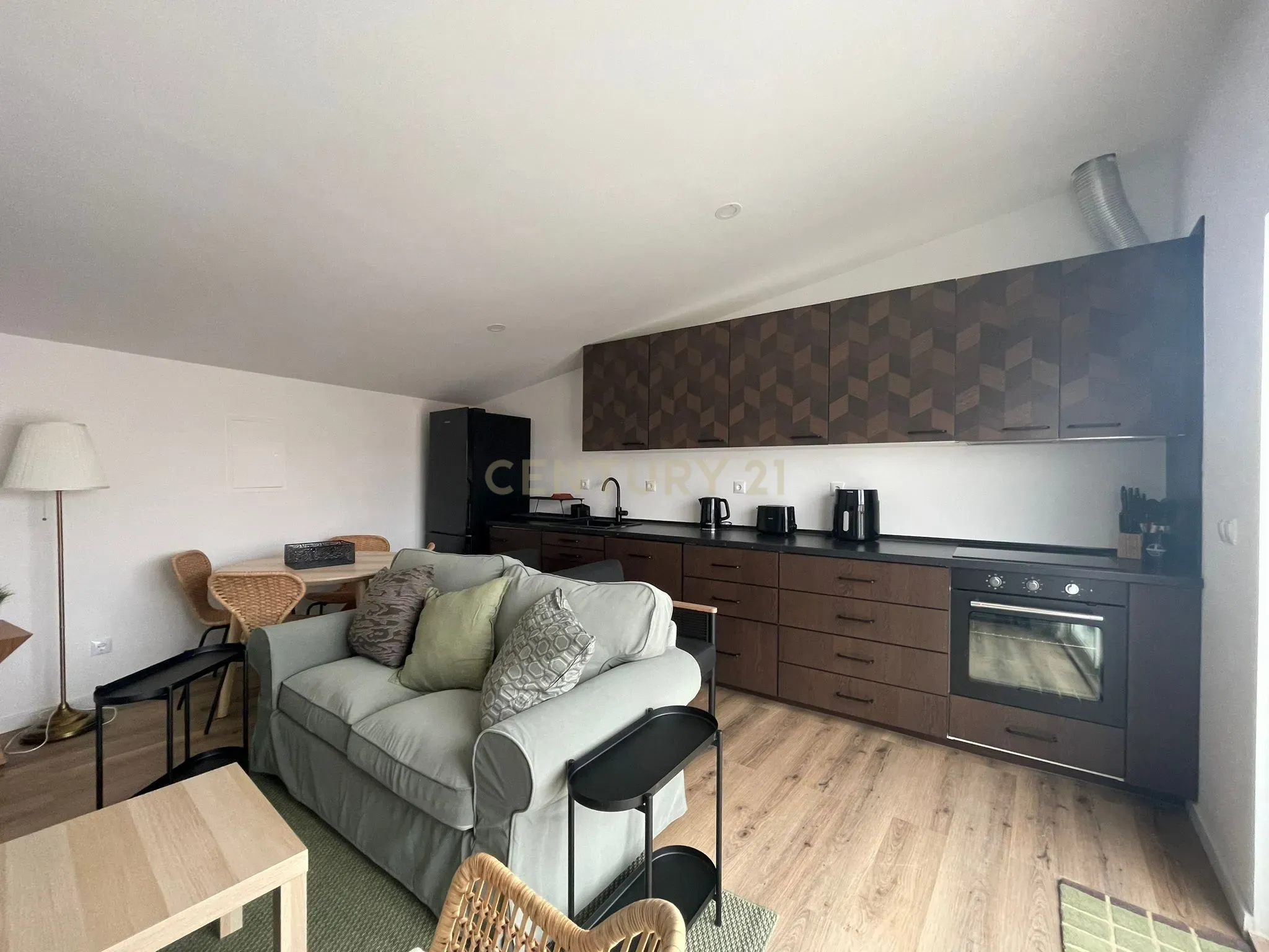 Apartamento T3 Duplex à Venda em Vila Viçosa - Mobilado e Equipado, Pronto a Habitar! - Image 9