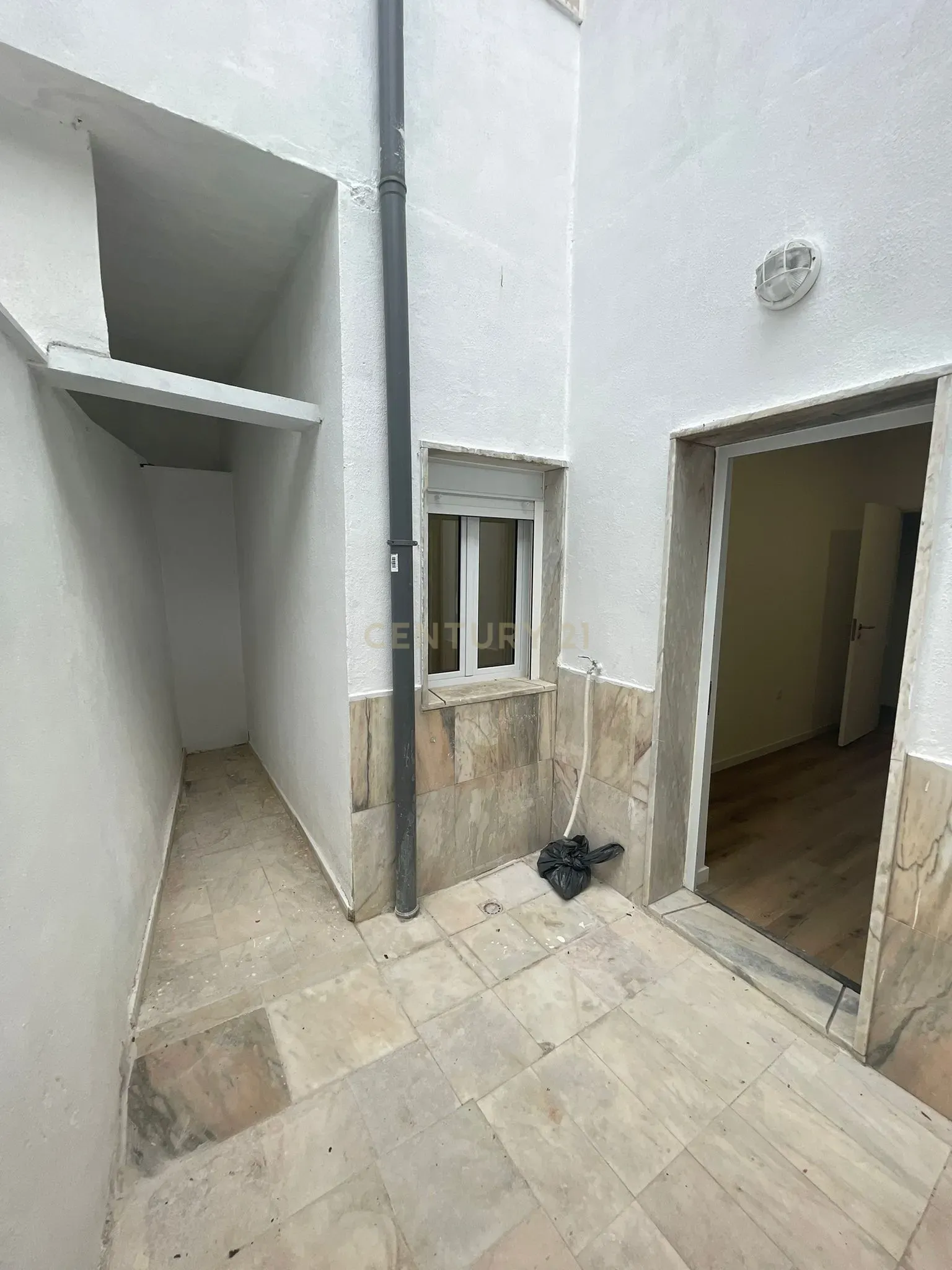 ***RESERVADO*** Apartamento T1 à Venda em Vila Viçosa - Totalmente Renovado e a Estrear! - Image 9