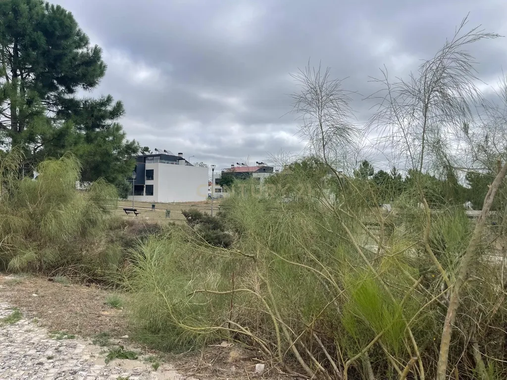 Lote de terreno para construção de Moradia, Apartamentos e Loja ou apenas Apartamentos - em Aires, Palmela - Image 12